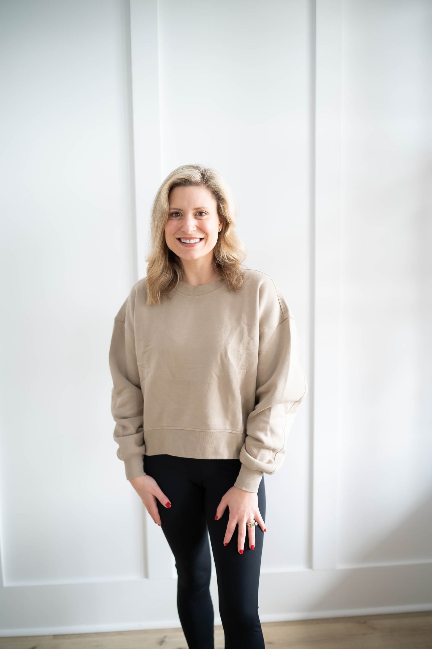 The Whitney Sweatshirt (2 Colors)