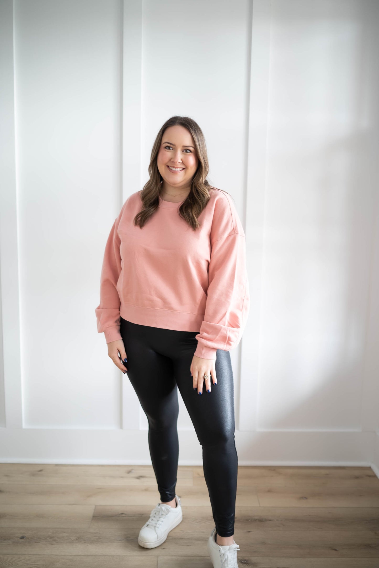 The Whitney Sweatshirt (2 Colors)