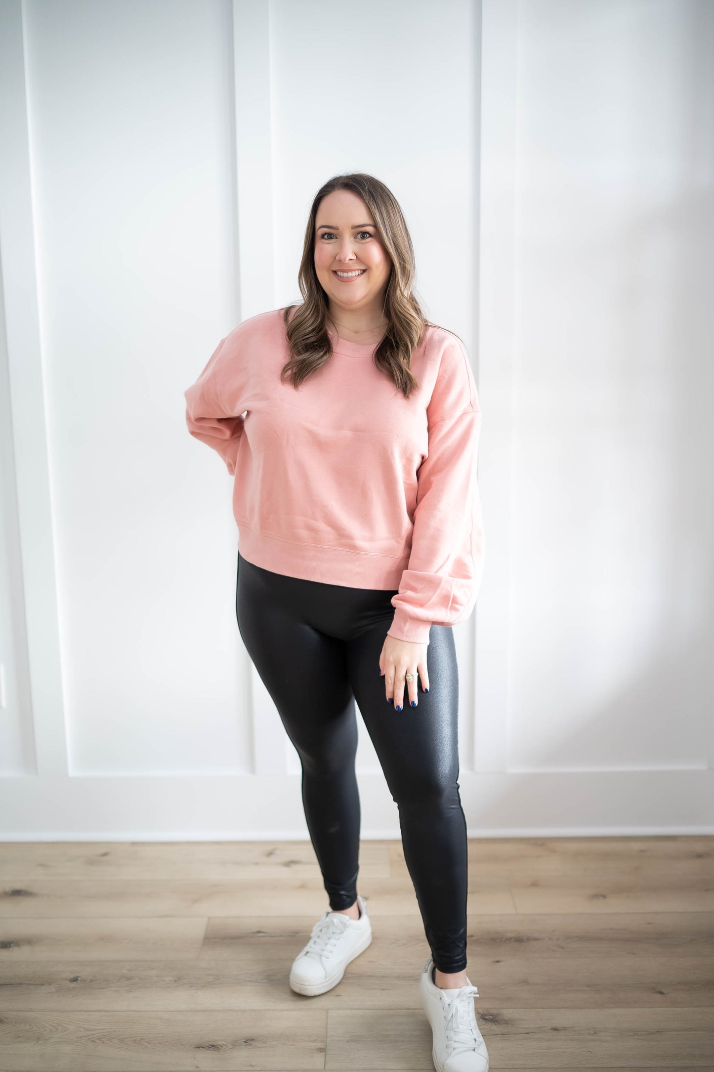 The Whitney Sweatshirt (2 Colors)