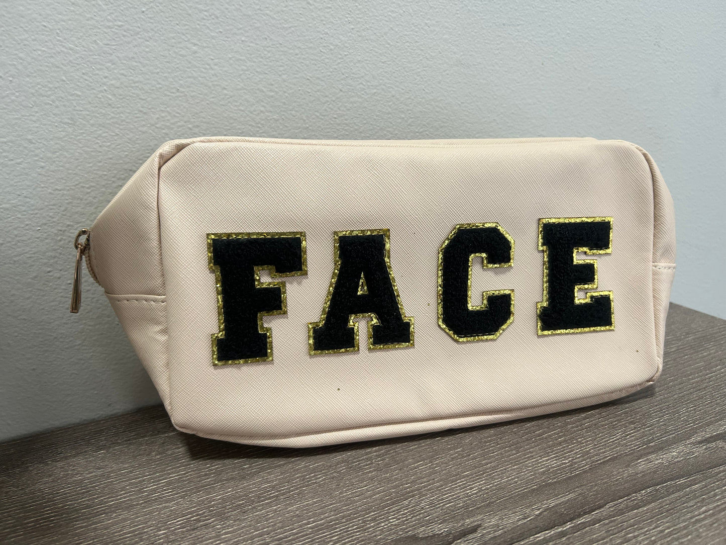 Face cosmetic bag