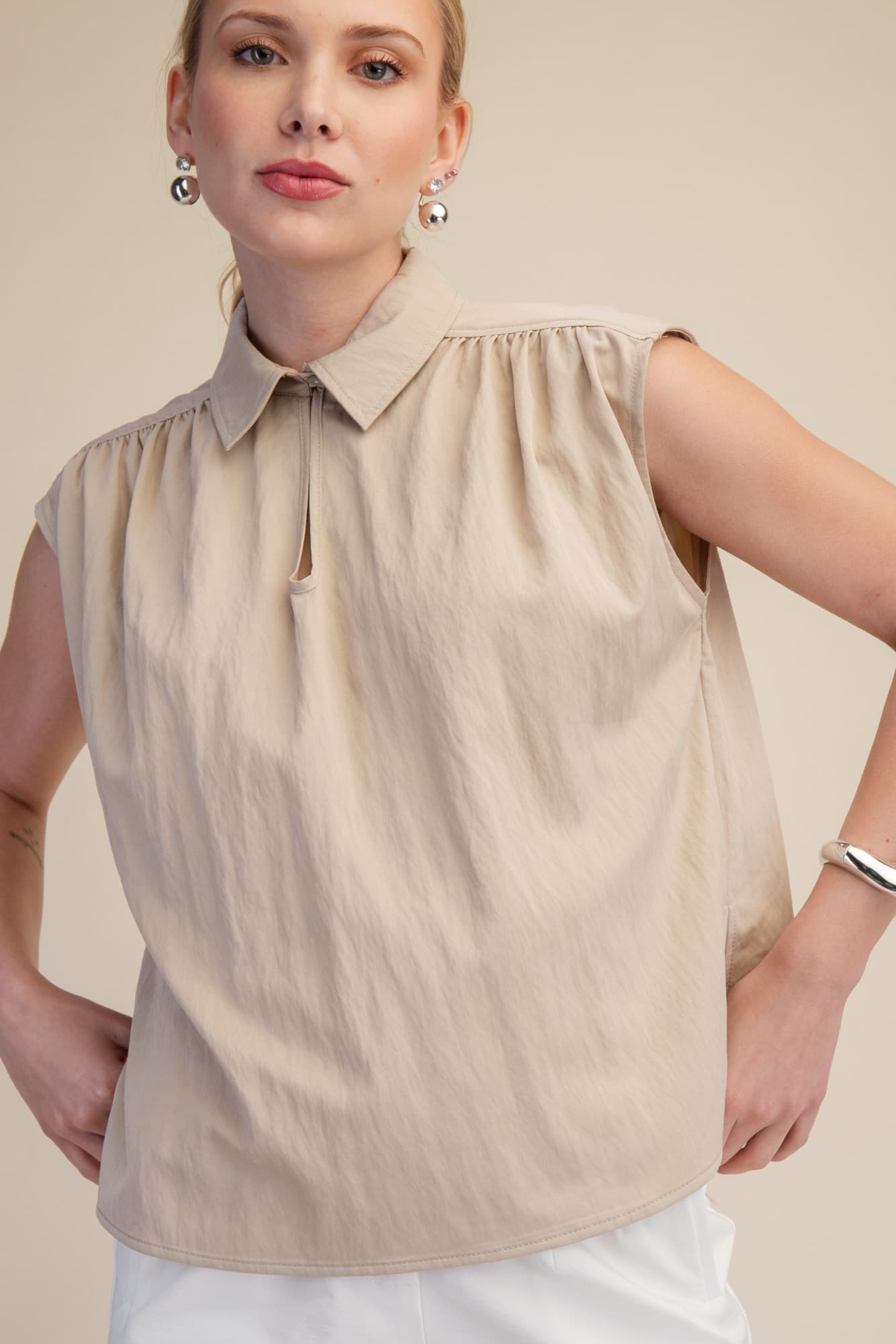 Sleeveless Keyhole Blouse