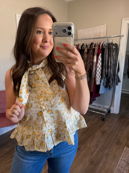Self tie collar sleeveless top